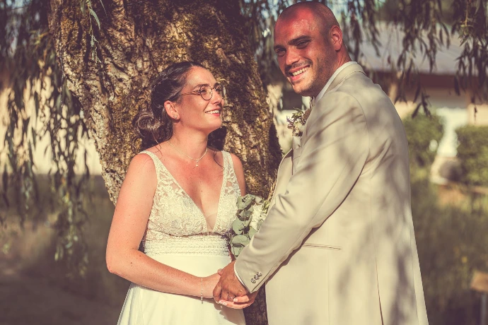 Photo de couple mariage par zoom cadre