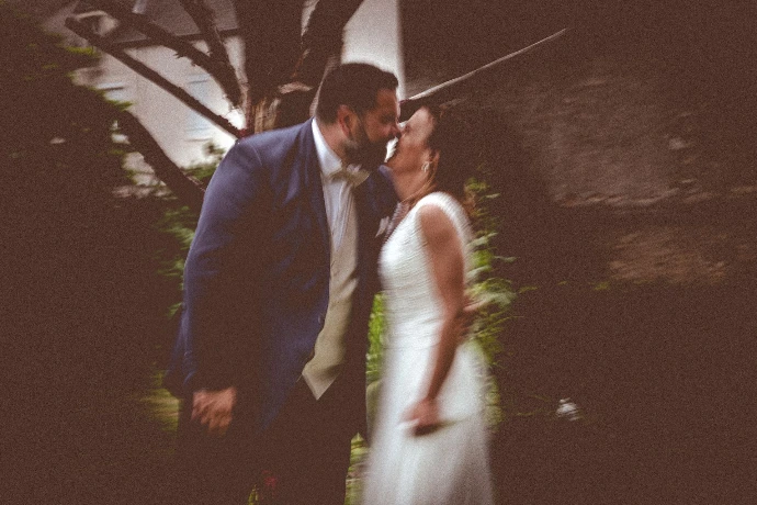 Photo de couple mariage par zoom cadre